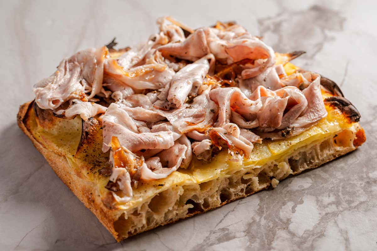 Crunch: arriva lo spinoff in teglia con fritti e street food