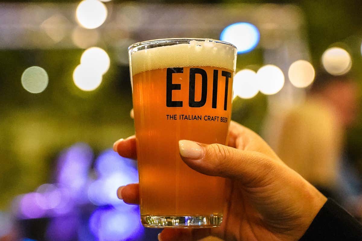 Edit, birre artigianali da Torino: gusto urbano e packaging moderno Edit, birre artigianali da Torino: gusto urbano e packaging moderno