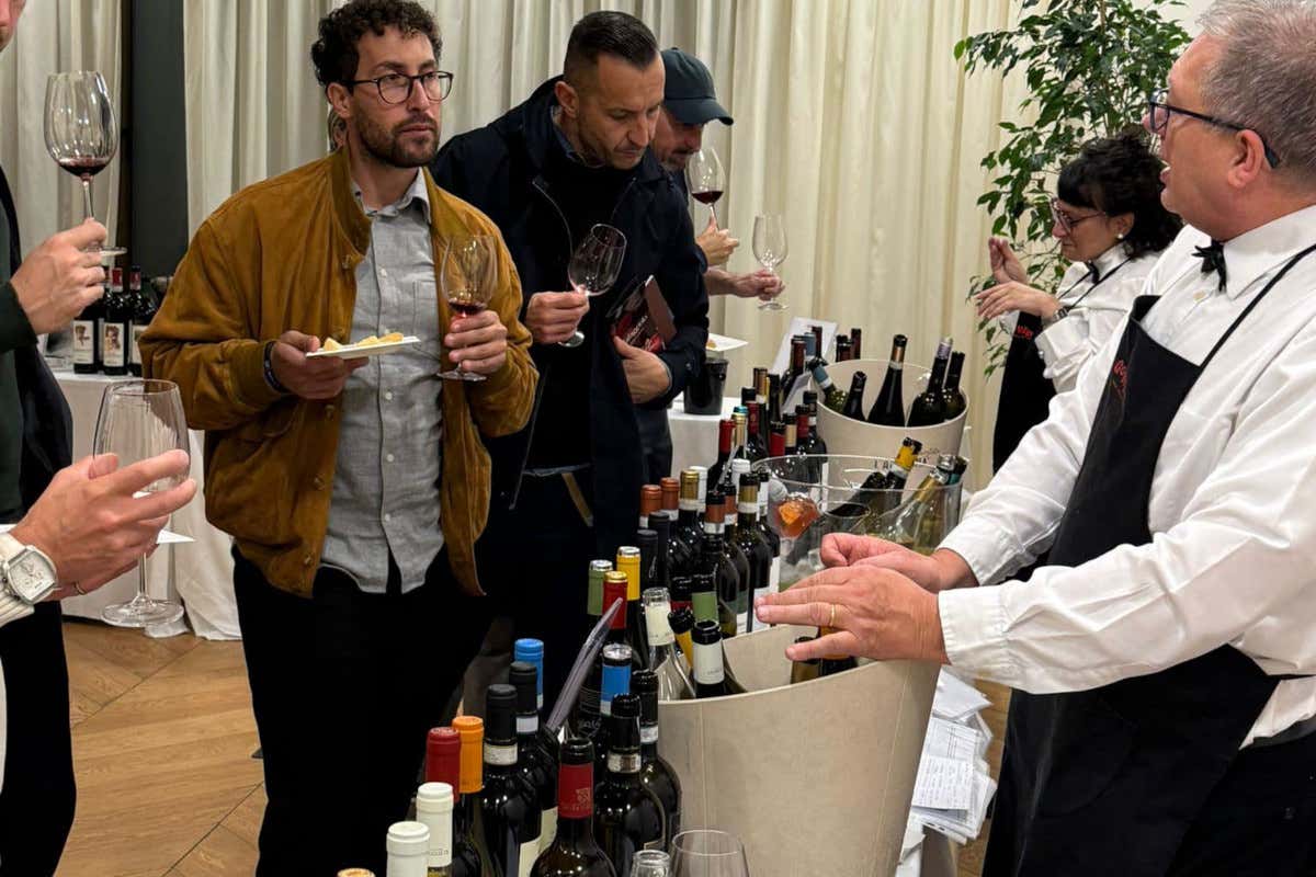 Autoctono si nasce... a Firenze: oltre 60 vitigni italiani in degustazione Autoctono si nasce... a Firenze: oltre 60 vitigni italiani in degustazione