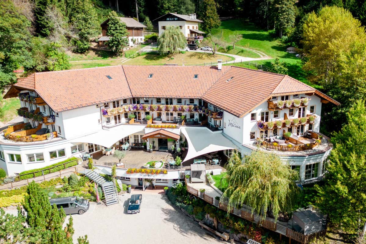 Vivere appieno la Val d'Ega in estate tra escursioni, bici e gastronomia