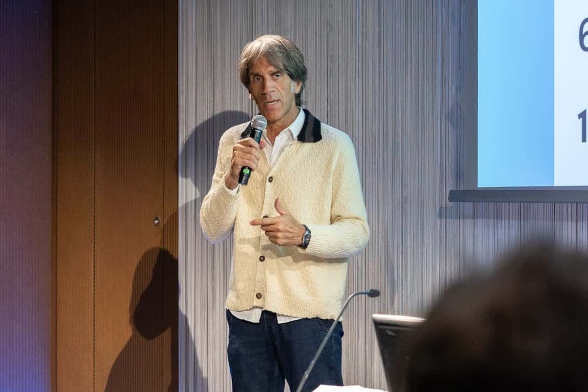 Davide Oldani, presidente de Le Soste Le Soste presenta il Libro 2026 e accoglie sette nuovi ristoranti in tre regioni italiane Davide Oldani, presidente de Le Soste Le Soste presenta il Libro 2026 e accoglie sette nuovi ristoranti in tre regioni italiane