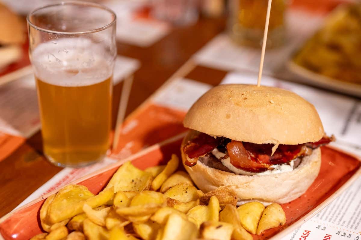 Il brew pub sul Garda dove la birra nasce e si beve a pochi metri dalla sala cotte