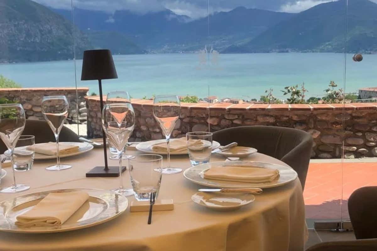 Ritorno alle origini per Spagnoli: il Mirabella si rilancia sul Lago d'Iseo Ritorno alle origini per Spagnoli: il Mirabella si rilancia sul Lago d'Iseo