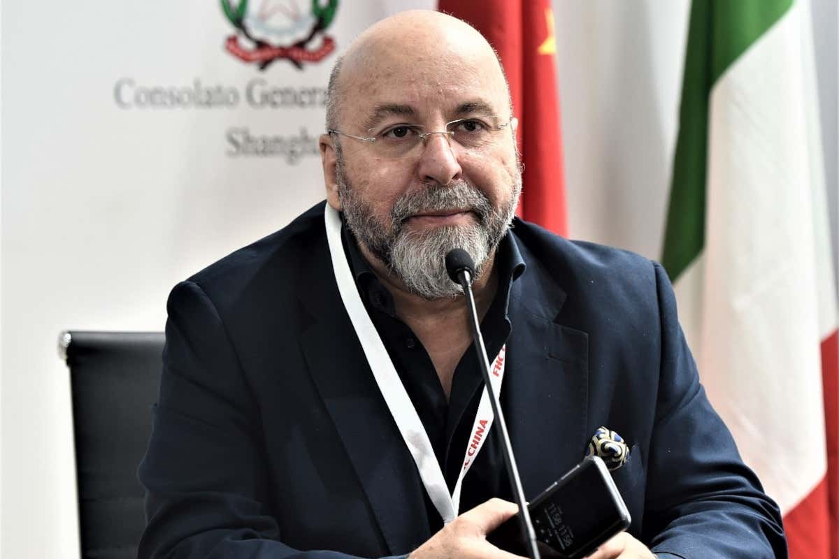 Come si lavora negli hotel e nei ristoranti di Dubai durante la guerra 