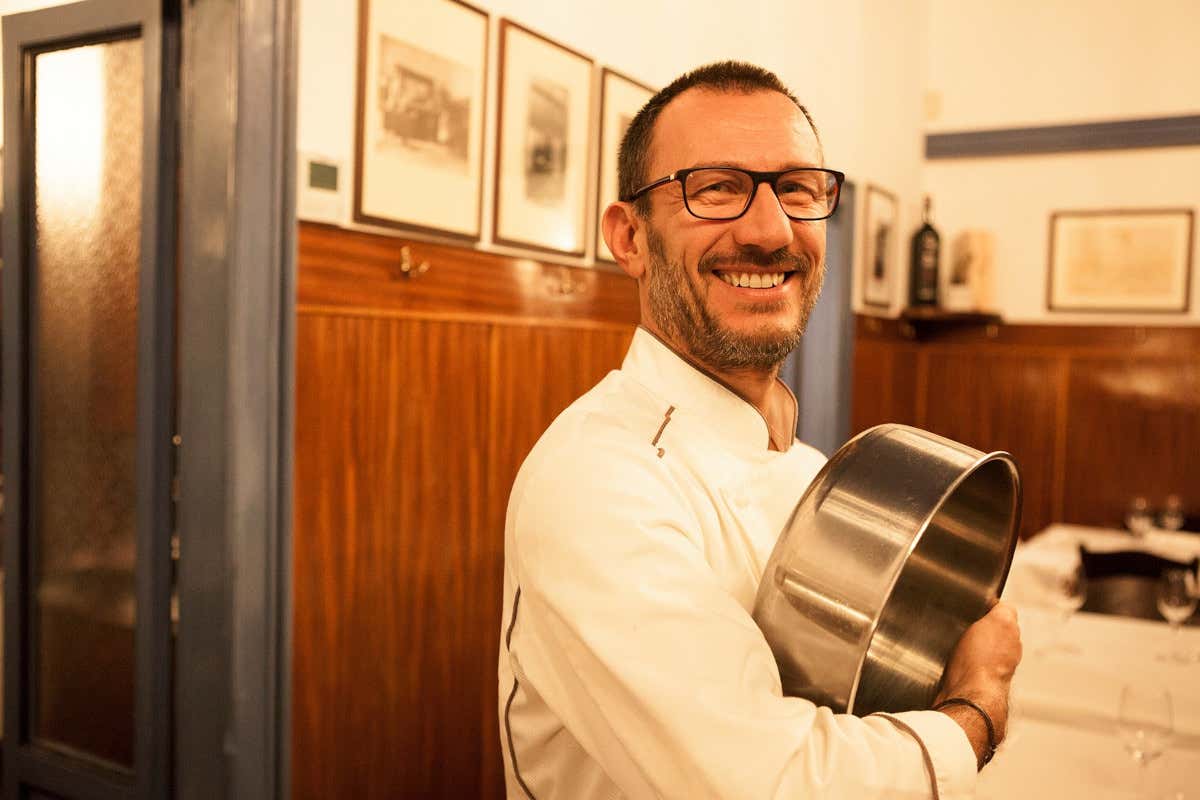 “Troppo caro?” Dietro quel piatto al ristorante ci sono stipendi, luce e dignità