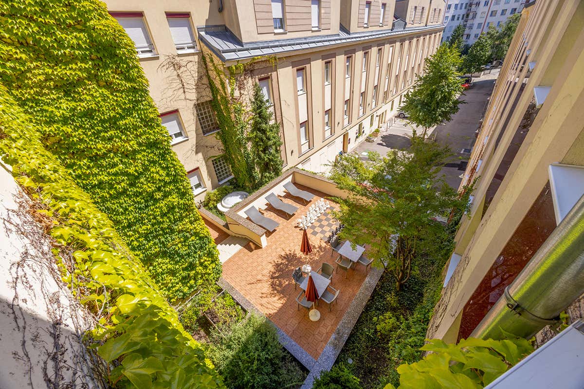Dentro l’hotel dove nacque Max Steiner, padre delle colonne sonore di Hollywood