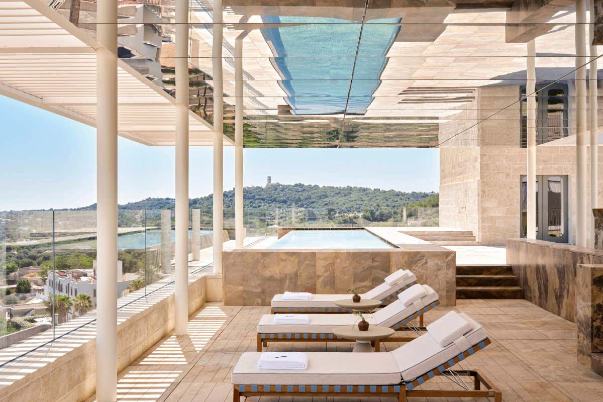 Da fabbrica di tabacco a icona del turismo: Vista Ostuni racconta la Puglia autentica Da fabbrica di tabacco a icona del turismo: Vista Ostuni racconta la Puglia autentica