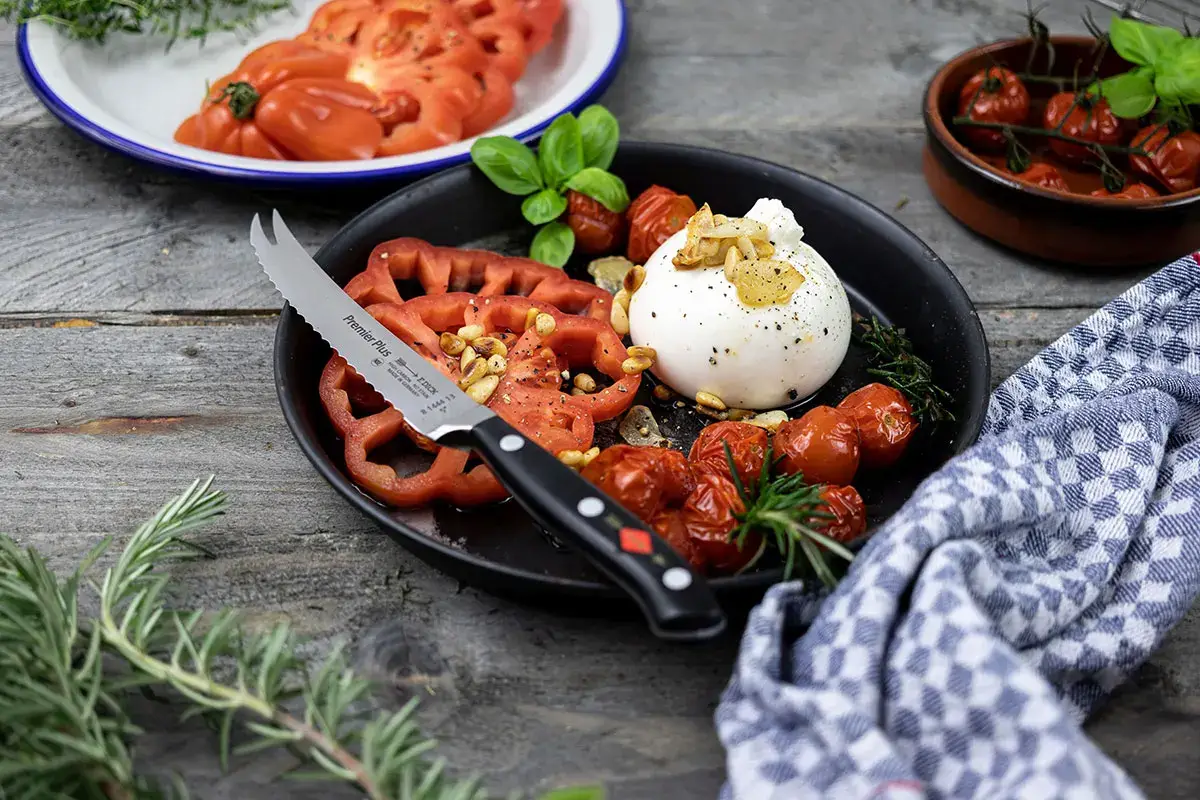 Premier Plus Tomato Friedr. Dick, passione per la qualit&agrave; degli strumenti da taglio