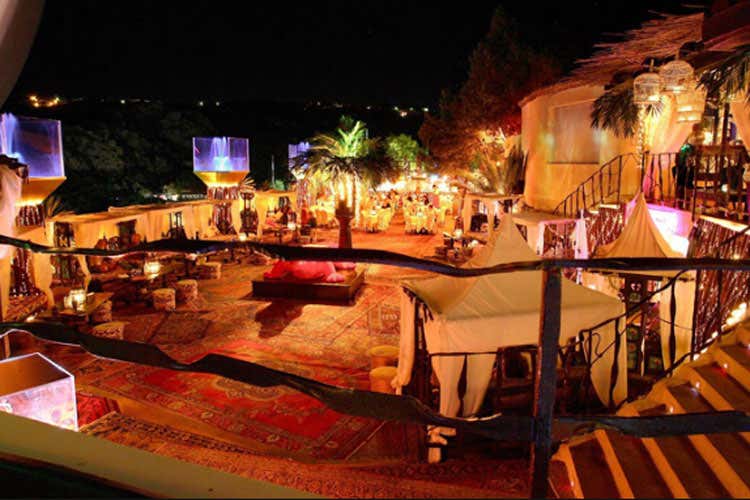 Stagione finita per il Billionaire - Briatore chiude il Billionaire e apre una pizzeria a Montecarlo