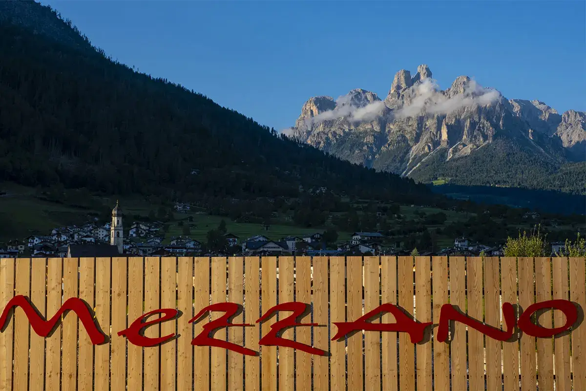 Mezzano - Foto www.orlerimages Mezzano nel&nbsp; Primiero&nbsp; borgo gioiello del Trentino