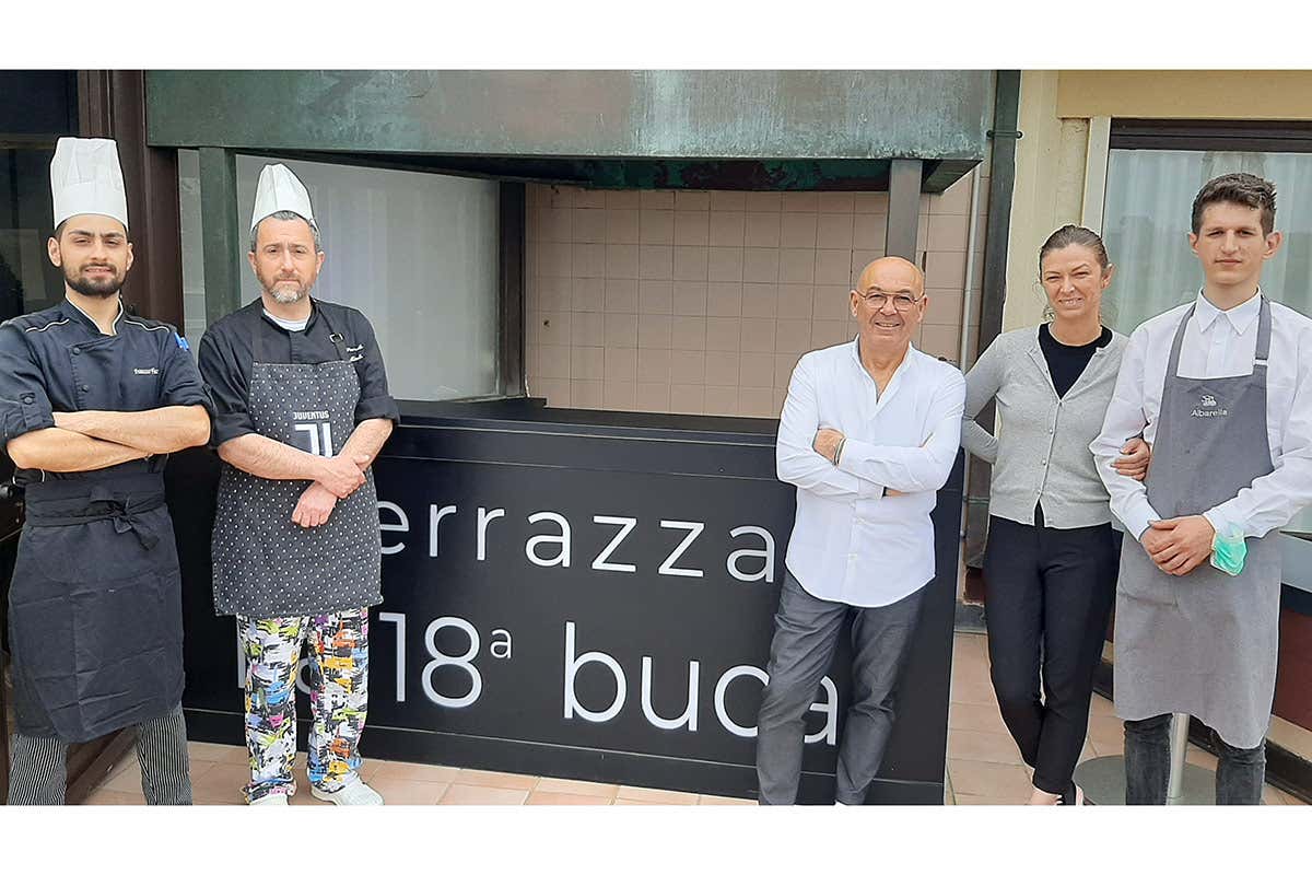 Il ristorante del Golf Hotel Albarella, vacanze slow nell’isola green alla Foce del Po