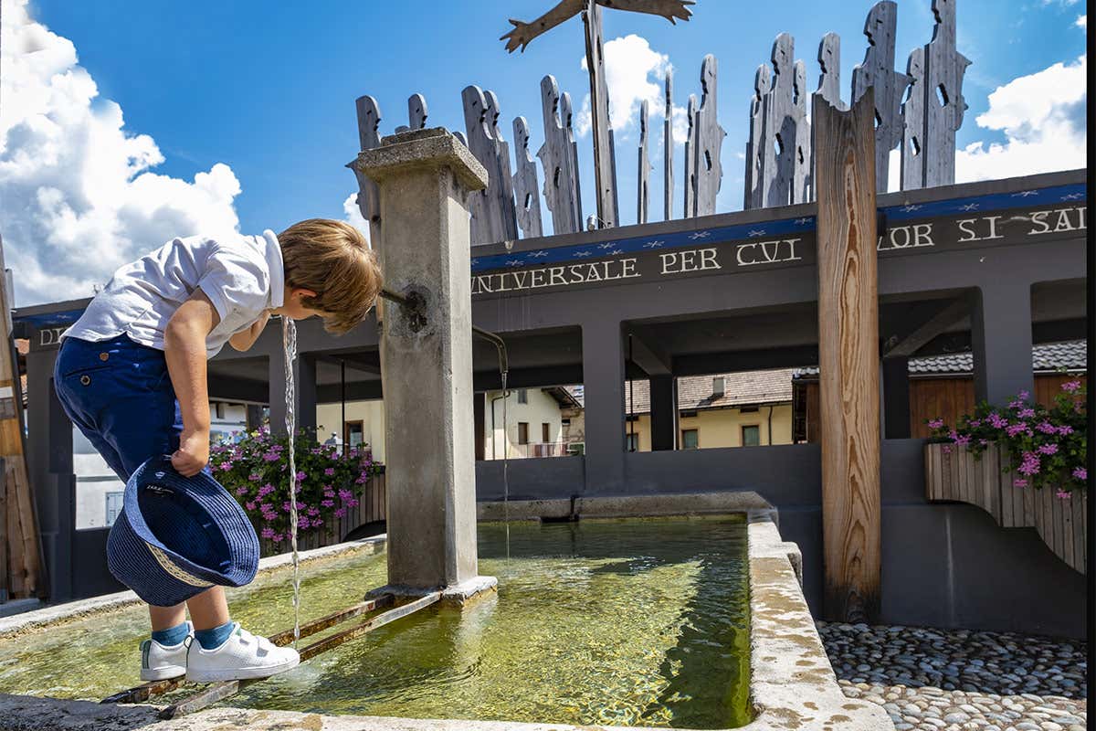Il primo percorso &egrave; dedicato all'acqua Mezzano nel&nbsp; Primiero&nbsp; borgo gioiello del Trentino
