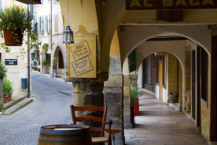 Osteria in via Browning - Viaggio tra i borghi d'Italia Asolo, la città dai cento orizzonti