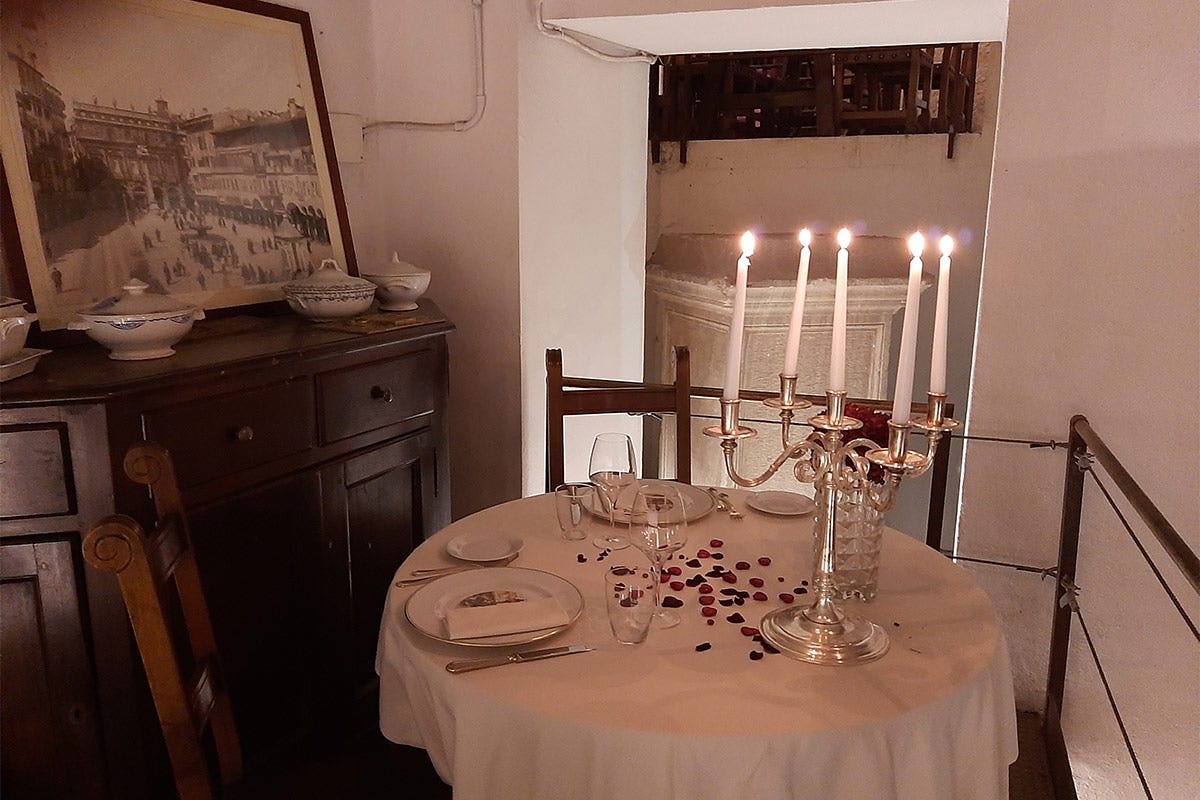 Il tavolo Giulietta e Romeo, dove concedersi una cena romantica