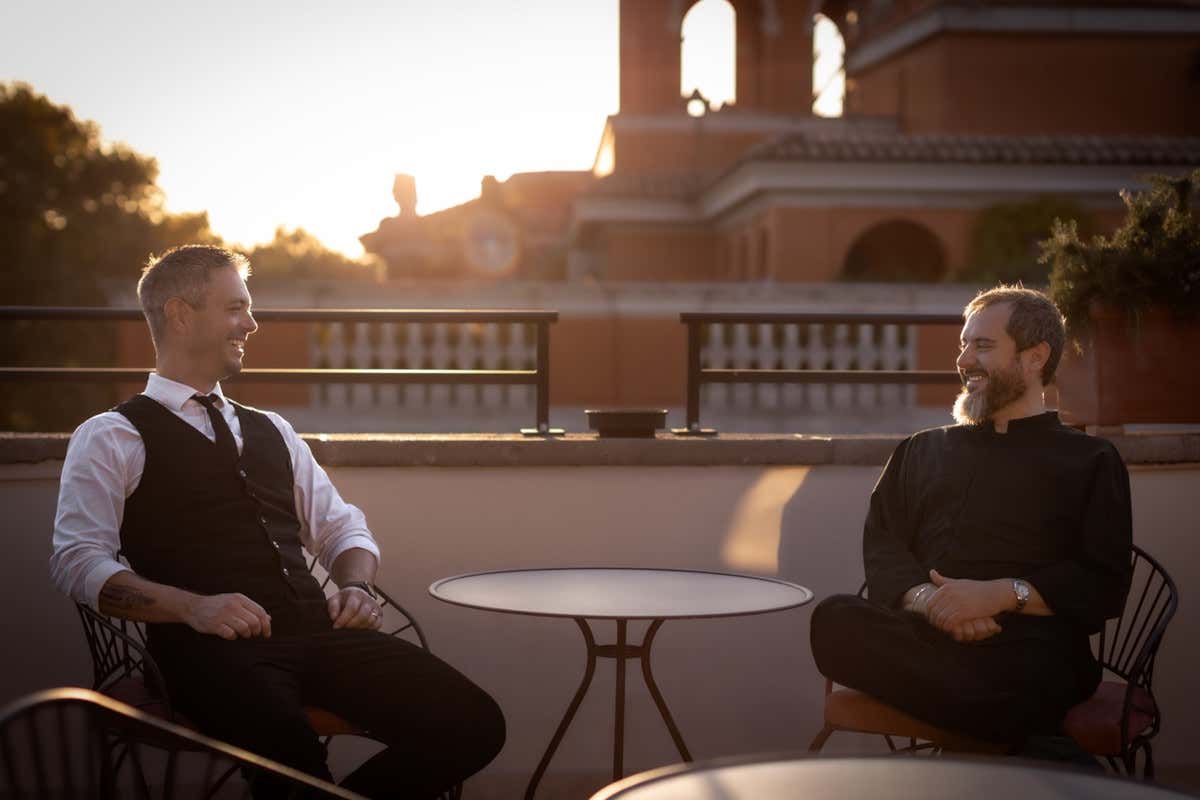 Hotel Locarno: il barman Nicholas Pinna (a sinistra) e lo chef Domenico Smargiassi