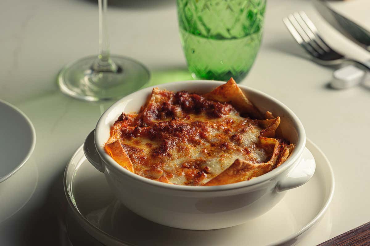 Dove nacque la madre di Alberto Sordi ora c’è una locanda gourmet in una torre