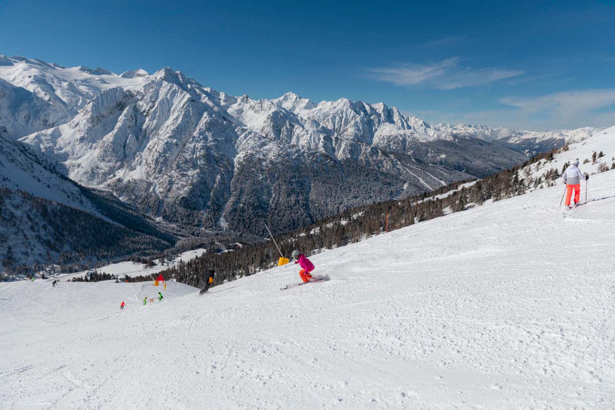 Pontedilegno-Tonale apre la stagione 25/26: nuove formule skipass ed eventi in quota Pontedilegno-Tonale apre la stagione 25/26: nuove formule skipass ed eventi in quota