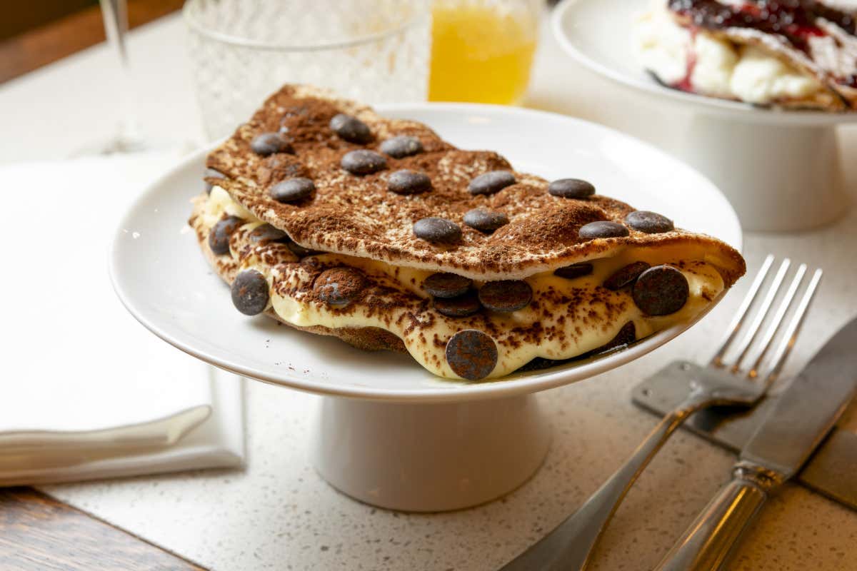 Calzone verticale, scrocchiarella e... dolce: da Eataly la pizza si trasforma