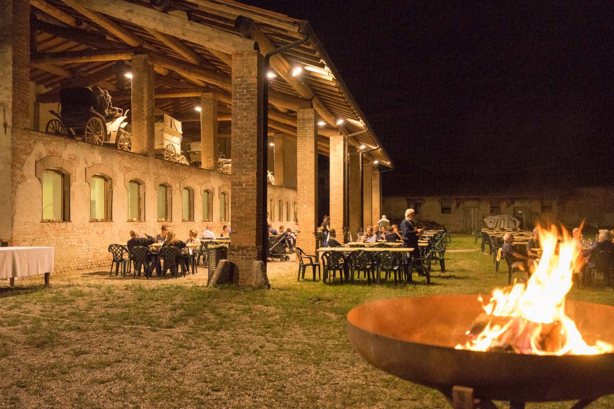 Padernello a Tavola, il borgo si racconta con una cena itinerante fino al Castello