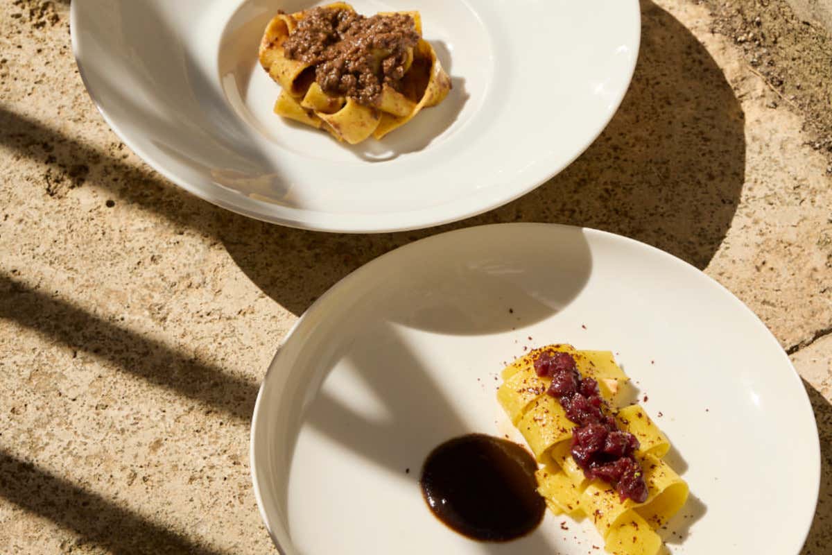 Pappardelle sulla lepre, le due versioni di Valeria Piccini