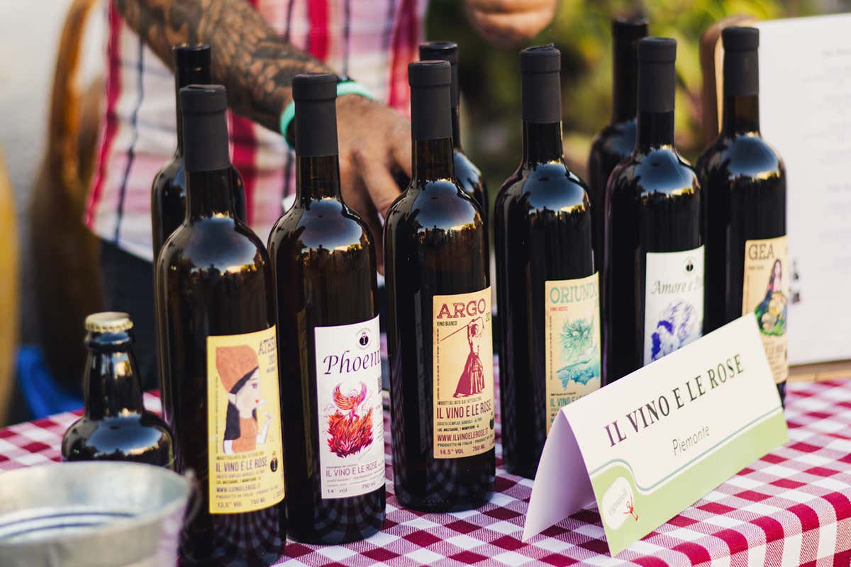 A Monopoli il vino si degusta tra gli ulivi: torna Vignaioli in Masseria A Monopoli il vino si degusta tra gli ulivi: torna Vignaioli in Masseria