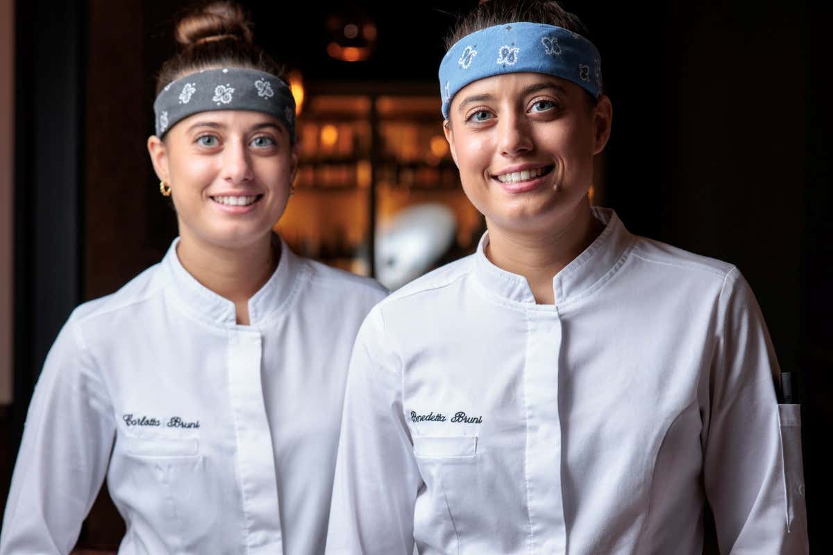 Le gemelle Benedetta e Carlotta Bruni, executive chef di Da’Mare da mare Le gemelle Benedetta e Carlotta Bruni, executive chef di Da’Mare da mare
