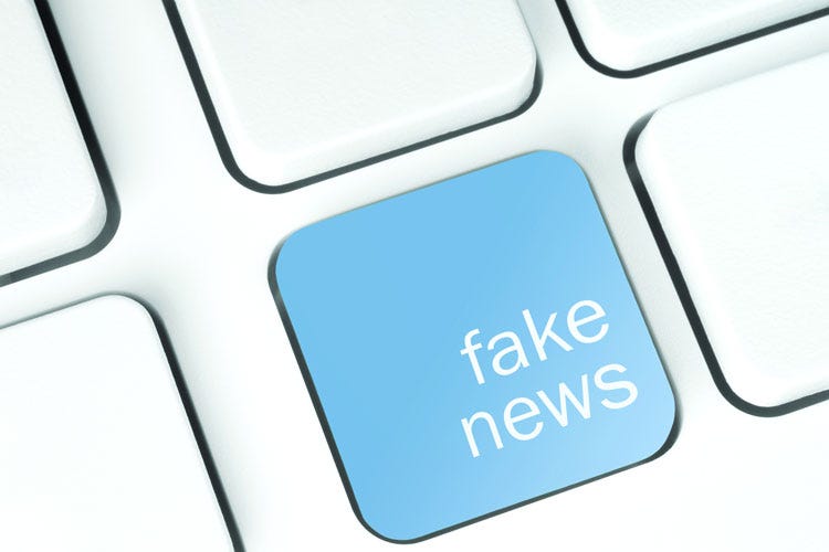 (Facebook e l'opzione anti fake news Negli Usa si testa il clic su non mi piace)
