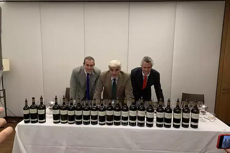 Amedeo, Antonio e Alberto Moretti Cuseri Oreno festeggia le sue prime venti annate