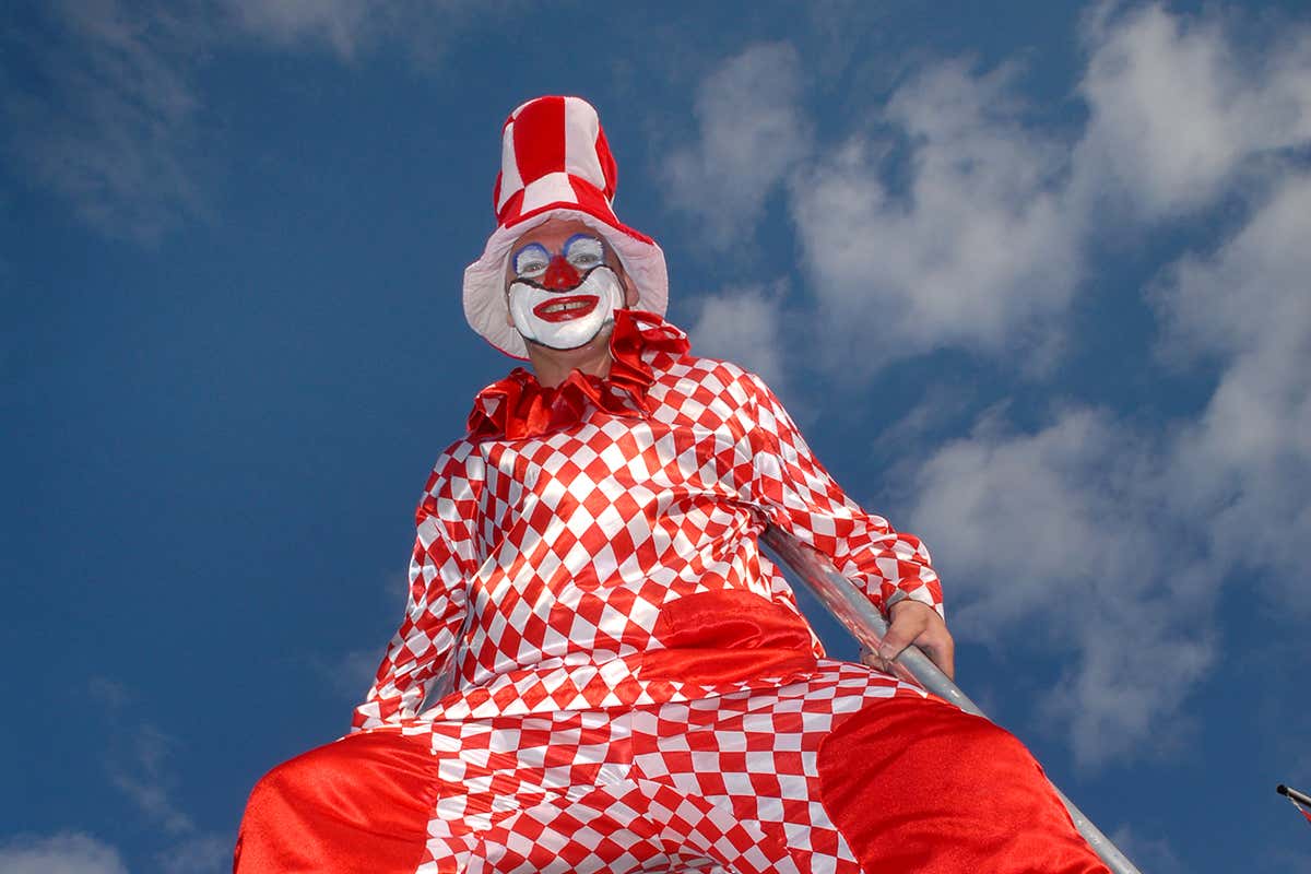 Una festa che coinvolge tutta la città. Foto: Adrian Hipp Carnevale a Villach, la città più “pazza” dell’Austria Una festa che coinvolge tutta la città. Foto: Adrian Hipp Carnevale a Villach, la città più “pazza” dell’Austria