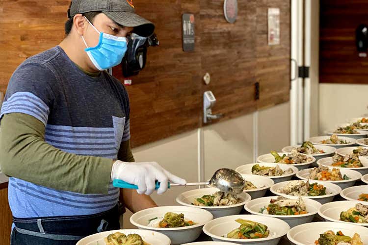 Feed Act - Usa, Biden apre i ristoranti per fornire pasti ai nuovi poveri Feed Act - Usa, Biden apre i ristoranti per fornire pasti ai nuovi poveri