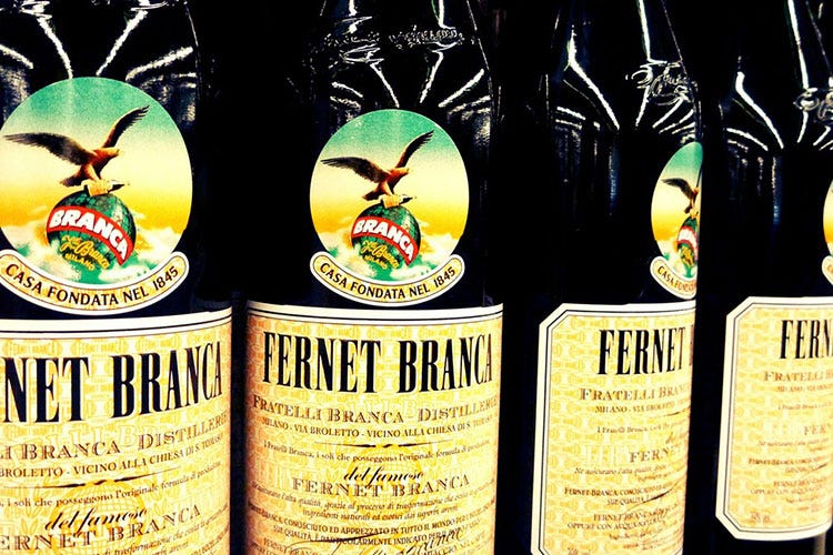(Fernet Branca, l’elisir di lunga vita27 spezie in una ricetta ancora segreta)