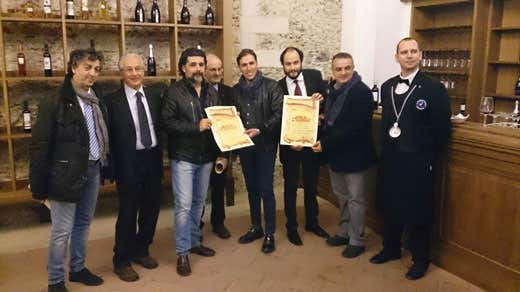 da sinistra: Mario Ferraro, Francesco Papaleo, Nicola Mayerà, Mario Reda, Nicoletti, Tommaso Caporale, Sirianni e William Greco da sinistra: Mario Ferraro, Francesco Papaleo, Nicola Mayerà, Mario Reda, Nicoletti, Tommaso Caporale, Sirianni e William Greco