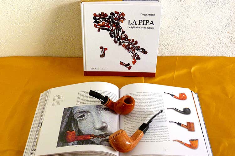 La pipa italiana secondo il libro di Diego Morlin - La pipa, simbolo dell'italian style alla 3 giorni di Segnali di fumo La pipa italiana secondo il libro di Diego Morlin - a pipa, simbolo dell'italian style alla 3 giorni di Segnali di fumo