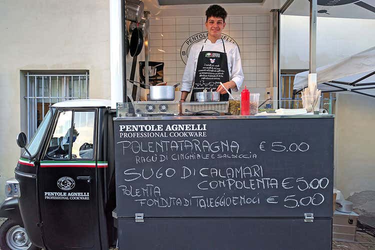 (Festival della Cucina italiana I quattro giorni a Pesaro dedicati a Rossini) (Festival della Cucina italiana I quattro giorni a Pesaro dedicati a Rossini)