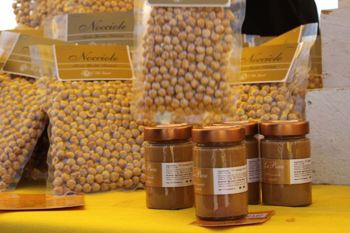la nocciola piemontese protagonista alla fiera