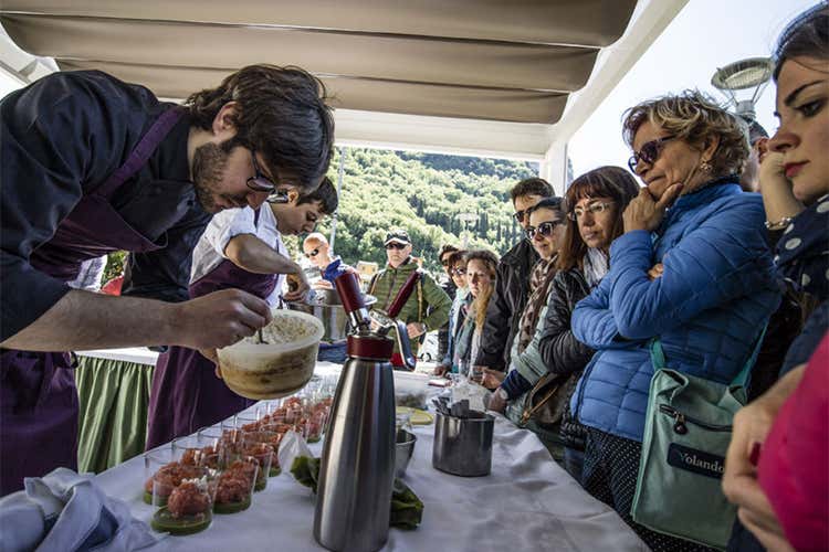 Fish & Chef, prodotti del Garda in vetrina  Cinque serate e un finale a otto mani