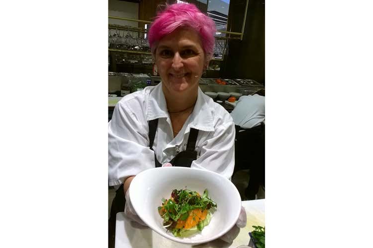 Cristina Bowerman - A Fiumicino un… Assaggio di Bowerman La stellata firma tre piatti per Autogrill Cristina Bowerman - A Fiumicino un… Assaggio di Bowerman La stellata firma tre piatti per Autogrill