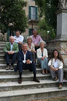 Dall'alto a sinistra: Piernicola Olmo (direttore della Tenuta Il Bosco), Francesco Martinoni (Marchese Adorno), Carillo Radici (Frecciarossa), Sandra Braggiotti (Tenuta Mazzolino), Margherita Odero (Frecciarossa), Francesco Cervetti (Enologo La Versa) e Ottavia Giorgi di Vistarino (Conte Vistarino)