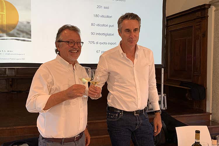 Luciano Ferraro e Ettore Nicoletto &ldquo;Armonie senza tempo&rdquo;: Lugana in passerella a Milano