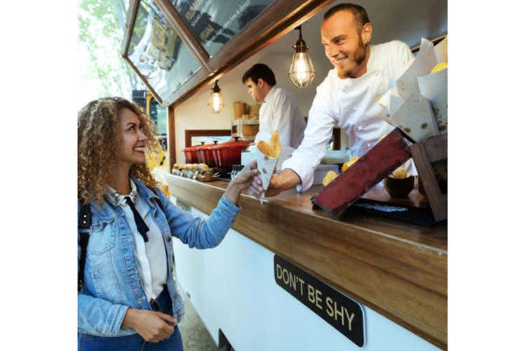 Food Truck Festival, programma ricco A Castel Gandolfo cibo, musica e birra