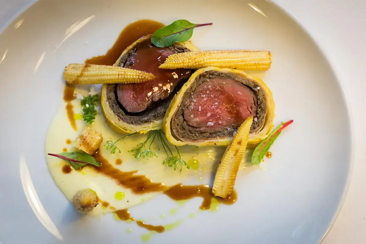 Filetto alla Wellington Primo Osteria, cambio di marciaTuffo nella Roma di Ponte Milvio