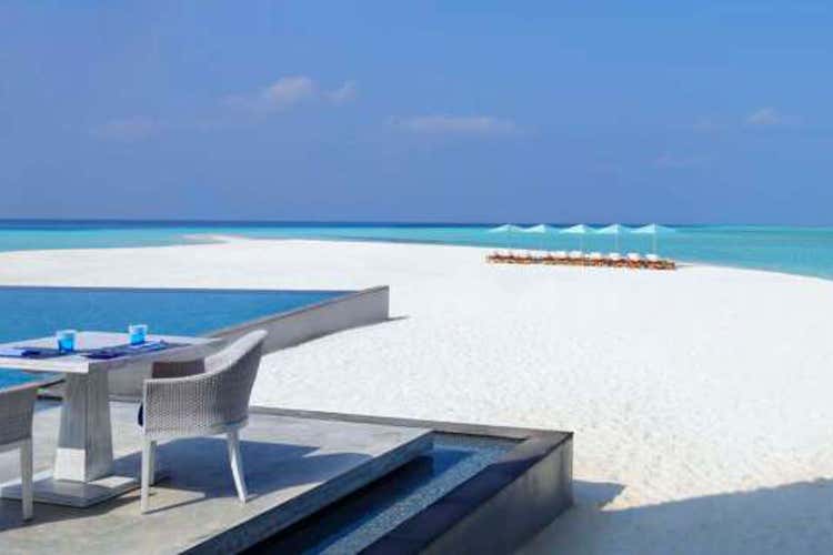Four Seasons Hotels regala un sogno Alle Maldive, soggiorno in un’isola privata Four Seasons Hotels regala un sogno Alle Maldive, soggiorno in un’isola privata