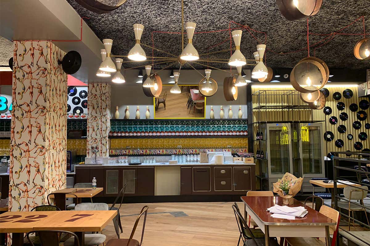 Gli interni di Fra Diavolo a Bologna