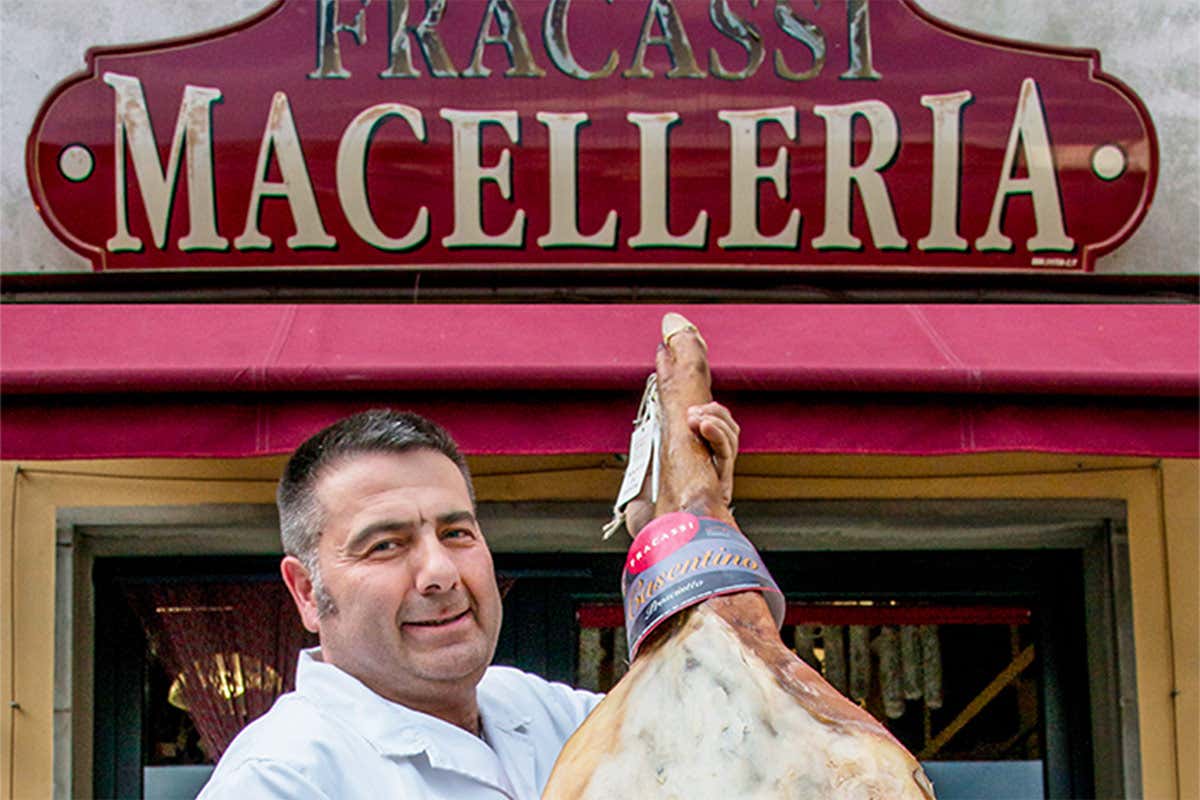 Simone Fracassi, Macelleria Fracassi