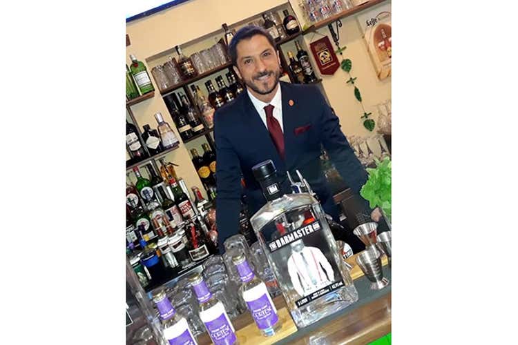 Per Francesco è importante non essere mai banale nelle proposte (Francesco Calaiò a El Cubanito Wine e drink, meglio se nel dehor)