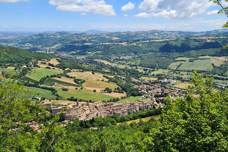 La Frasassi Experience, turismo all'aria aperta nel territorio anconetano - Le vacanze nelle Marche sono active & wild