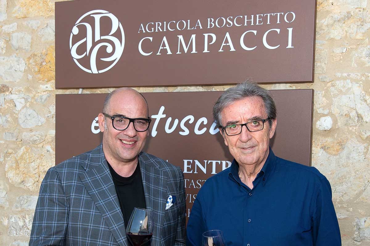 Da sinistra, Luigi Frascino e Riccardo Cotarella Boschetto Campacci chiama l'enologo Riccardo Cotarella per migliorare le produzioni