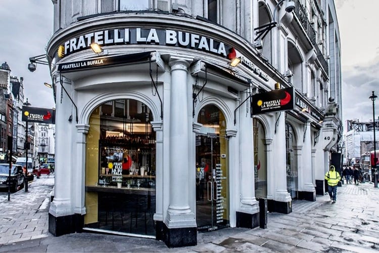 Il format Fratelli la Bufala sbarca nella capitale inglese (Fratelli la Bufala a Londra Apre a Picadilly il 4° flagship store)