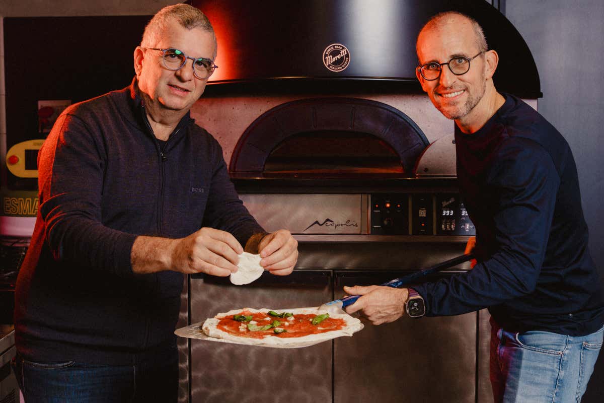 A Palermo è arrivata la pizza di Fud Bottega Sicula A Palermo è arrivata la pizza di Fud Bottega Sicula