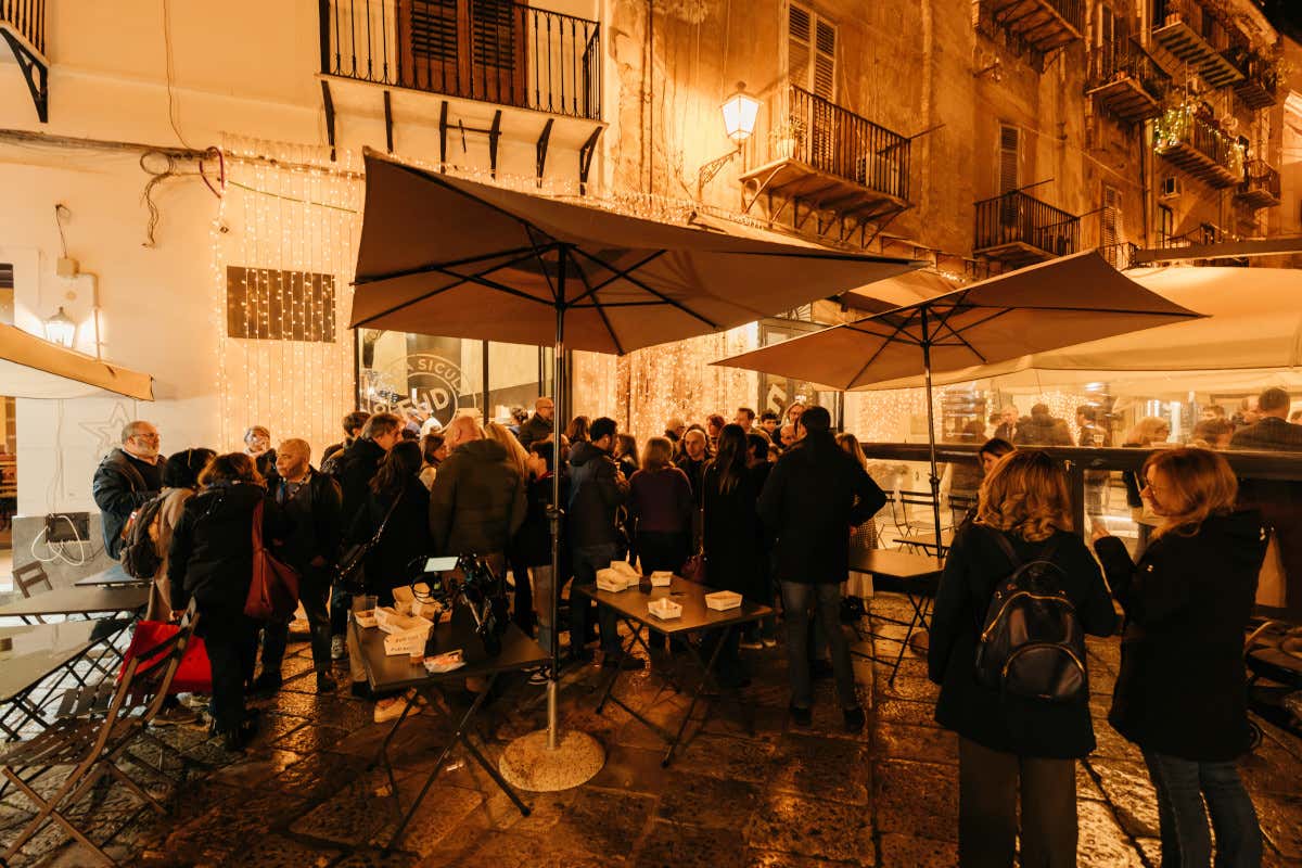 A Palermo è arrivata la pizza di Fud Bottega Sicula A Palermo è arrivata la pizza di Fud Bottega Sicula